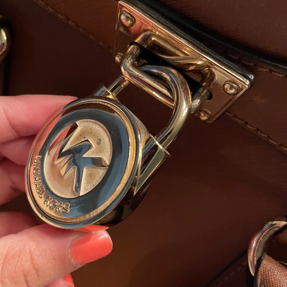 Michael Kors wallet and purse set - Picture 4 of 6